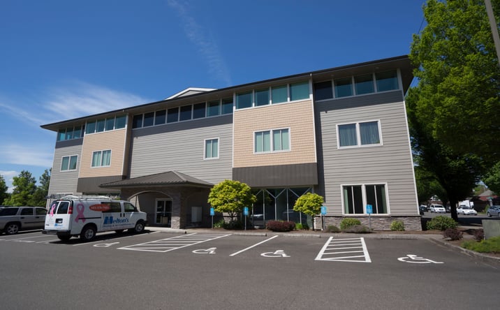 Pictures of Office property located at 925-935 Commercial St SE, Salem, OR 97302 for lease - image #1