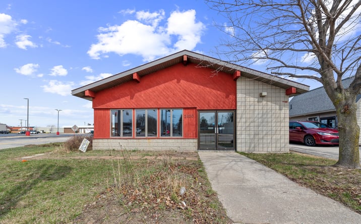 Pictures of Retail property located at 2430 Ludington Street, Escanaba, MI 49829 for lease - image #1