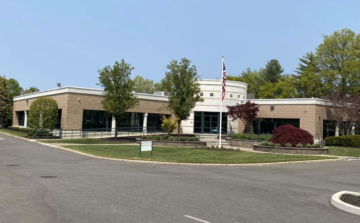 Pictures of Retail, Office property located at 225 Old Country Rd, Melville, NY 11747 for lease - image #1