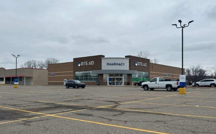 Pictures of Retail, Special Purpose property located at 9090 Miller Rd, Swartz Creek, MI 48473 for lease - image #1