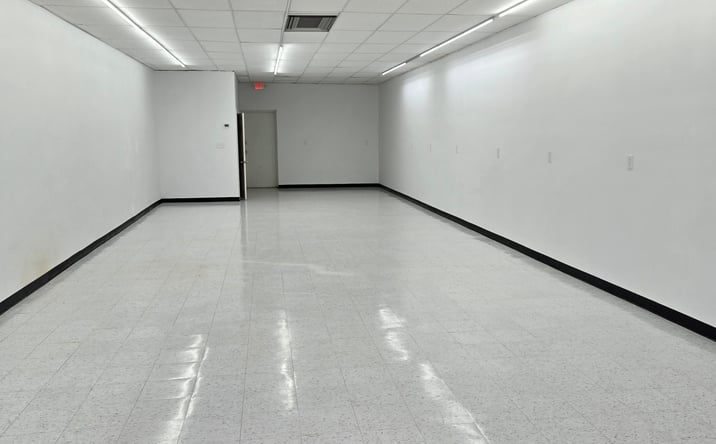 Pictures of Retail, Office property located at 830 N Broad St, Woodbury, NJ 08096 for lease - image #1
