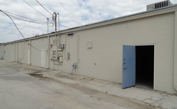 Pictures of Retail property located at 605 Springville Rd, Birmingham, AL 35215 for lease - image #1