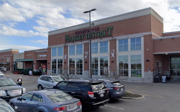 Pictures of Retail property located at 3061 Kingsdale Center, Columbus, OH 43221 for lease - image #1