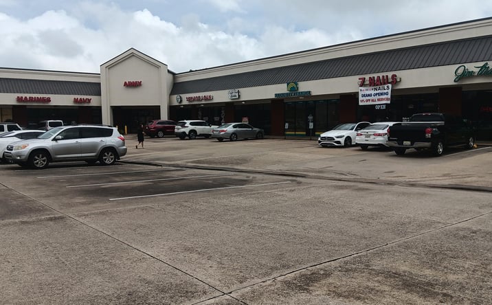 Pictures of Retail, Office, Special Purpose property located at 559 McQueen Smith Rd S, Prattville, AL 36066 for lease - image #1