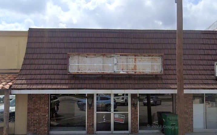 Pictures of Retail property located at 110 N Travis Ave, Cleveland, TX 77327 for lease - image #1