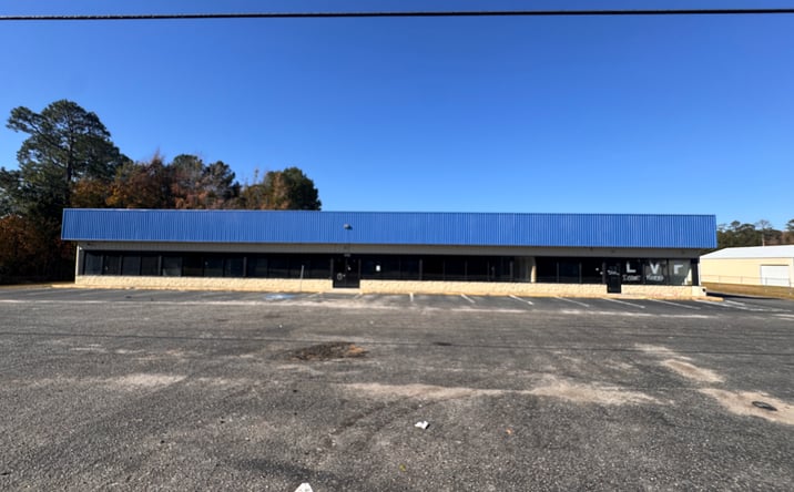 Pictures of Retail, Office, Industrial property located at 4105 S Irby St, Effingham, SC 29541 for lease - image #1