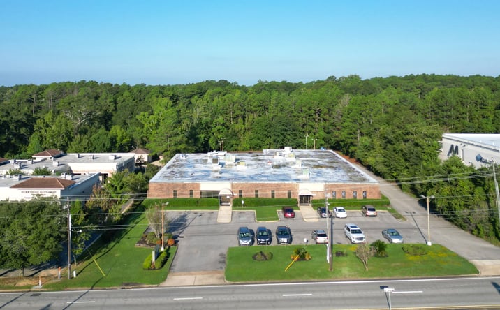 Pictures of Office property located at 876 Hillcrest Rd, Mobile, AL 36695 for lease - image #1