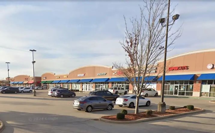 Pictures of Retail property located at 2113 Airline Dr, Bossier City, LA 71111 for lease - image #1