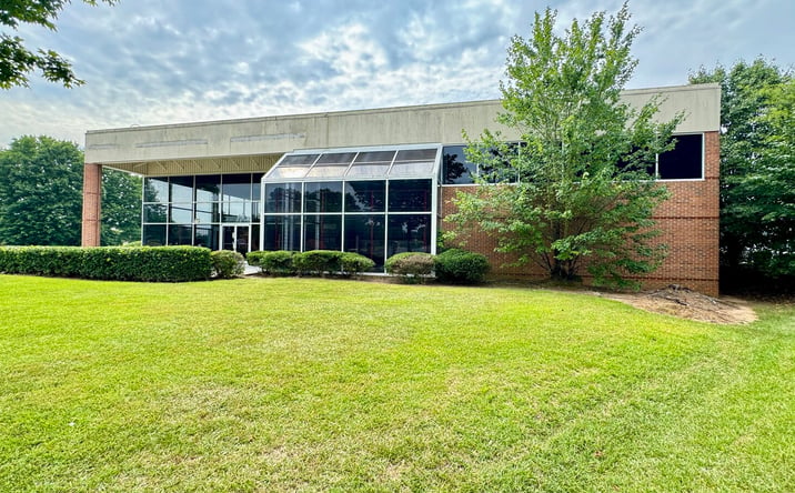Pictures of Retail, Industrial property located at 3510 Mall Blvd NW, Duluth, GA 30096 for lease - image #1