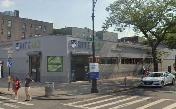 Pictures of Retail property located at 33-01 30th Avenue, New York City, NY 11103 for lease - image #1