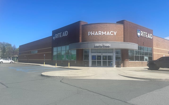 Pictures of Retail property located at 1701 Route 9, Halfmoon, NY 12065, NY 12065 for lease - image #1