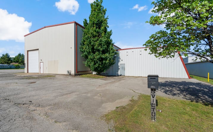 Pictures of Industrial property located at 1004 N Victor Ave, Tulsa, OK 74110 for lease - image #1