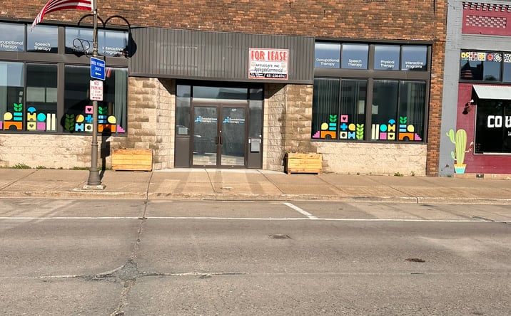 Pictures of Retail, Office property located at 127 S Knowles Ave, New Richmond, WI 54017 for lease - image #1