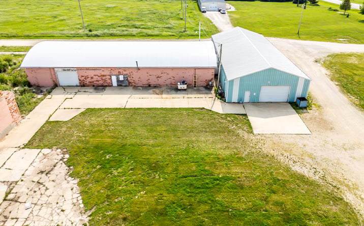 Pictures of Industrial property located at 21035 240th St, Grundy Center, IA 50638 for lease - image #1