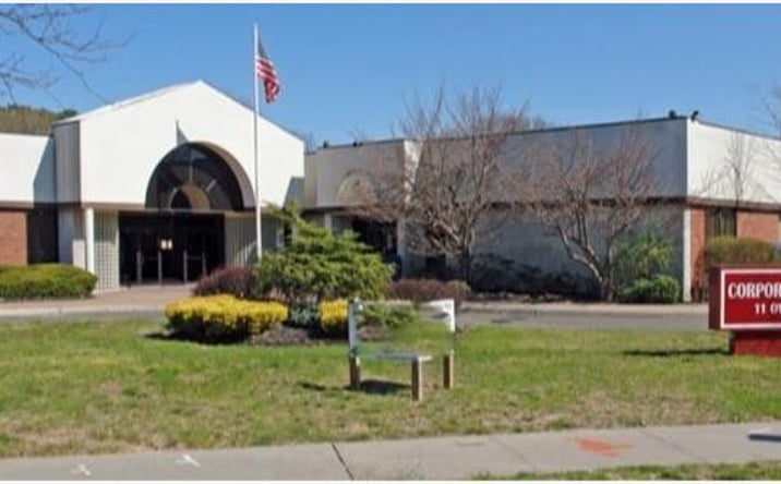 Pictures of Office property located at 11 Oval Dr, Islandia, NY 11749 for lease - image #1