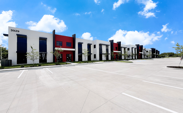 Pictures of Industrial property located at 3929 Pipkin Rd S, Lakeland, FL 33811 for lease - image #1