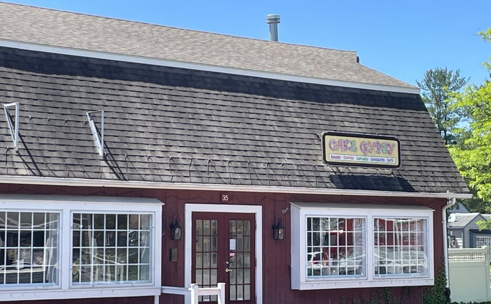 Pictures of Retail, Restaurant property located at 35 E Main St, Avon, CT 06001 for lease - image #1