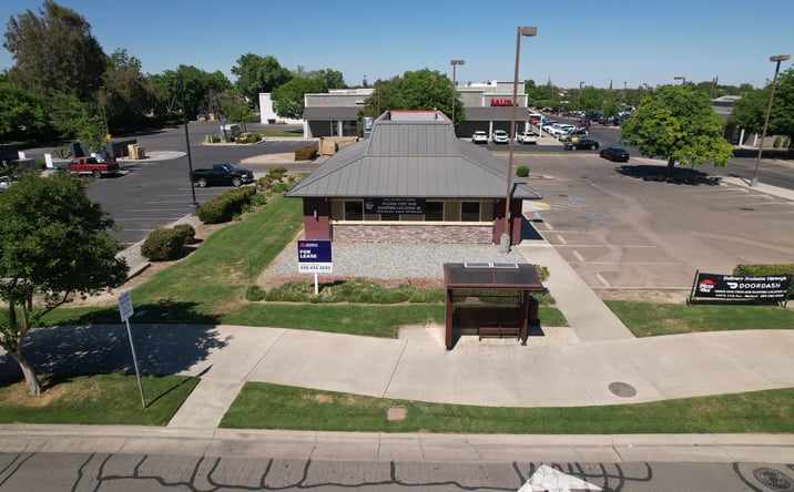 Pictures of Retail, Restaurant property located at 1029 N Lemoore Ave, Lemoore, CA 93245 for lease - image #1
