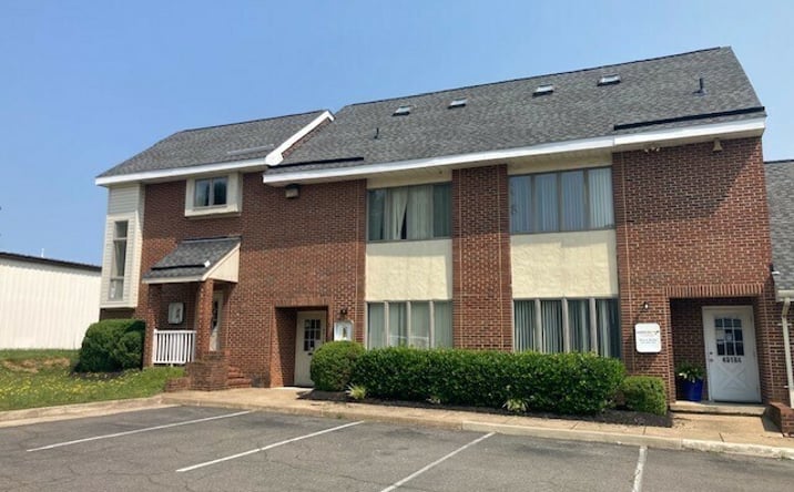 Pictures of Office property located at 4020 Plank Road, 2nd Floor, Fredericksburg, VA 22407 for lease - image #1