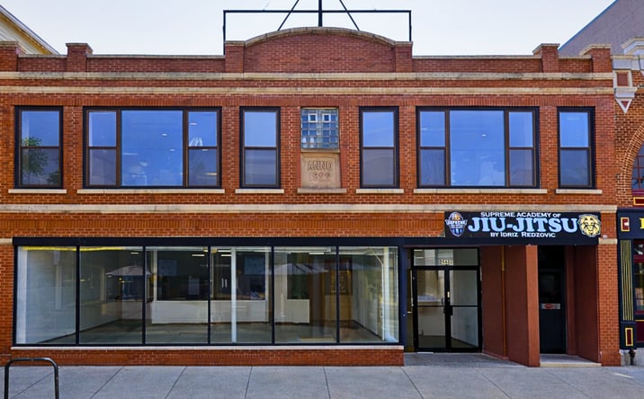 Pictures of Retail, Restaurant property located at 2440 N Lincoln Ave, Chicago, IL 60614 for lease - image #1