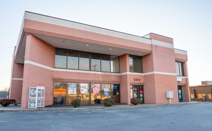 Pictures of Special Purpose, Retail, Restaurant property located at 5312 Ringgold Rd, East Ridge, TN 37412 for lease - image #1