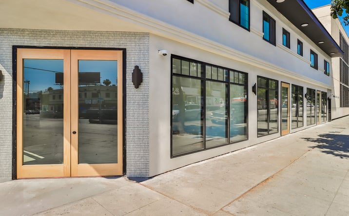 Pictures of Retail, Restaurant property located at 4516-4518 Hollywood Blvd, Los Angeles, CA 90027 for lease - image #1