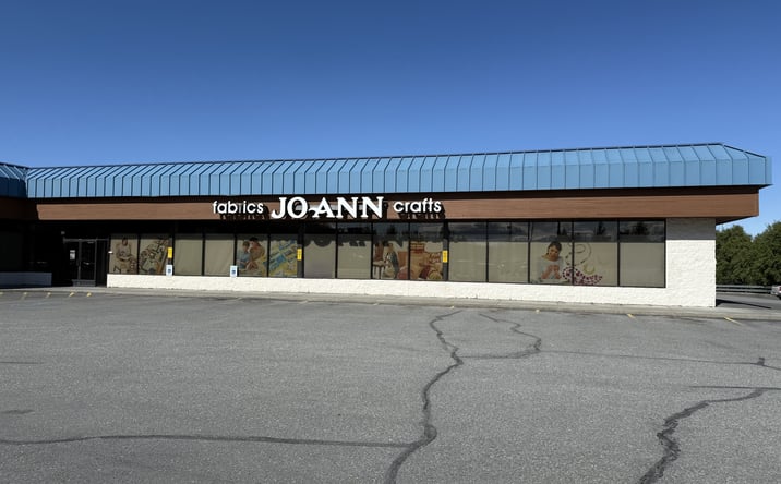 Pictures of Retail property located at 1830 E Parks Hwy, Wasilla, AK 99654 for lease - image #1