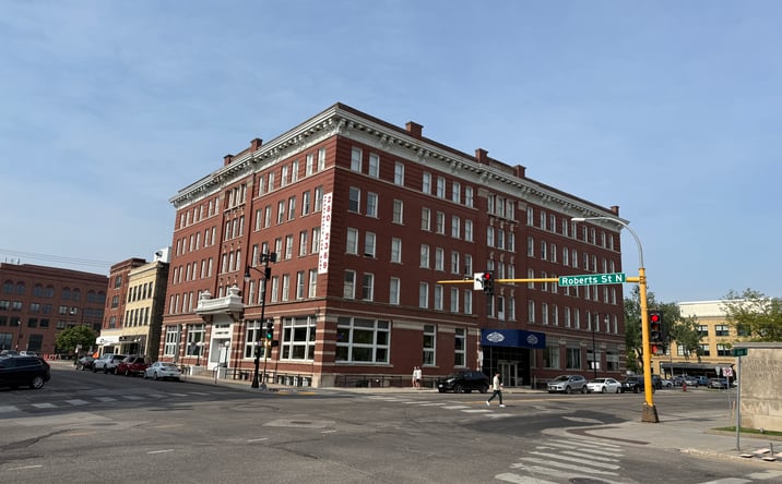 Pictures of Retail, Office property located at 26 Roberts St N, Fargo, ND 58102 for lease - image #1