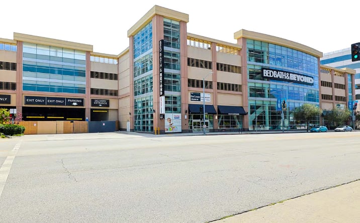 Pictures of Retail property located at 11854 W Olympic Blvd, Los Angeles, CA 90064 for lease - image #1