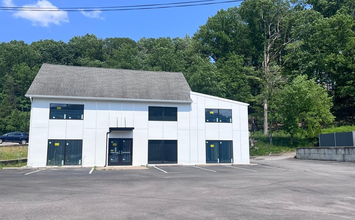 Pictures of Retail, Office property located at 4844 McKnight Rd, Pittsburgh, PA 15237 for lease - image #1