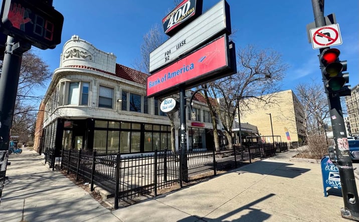 Pictures of Retail, Office property located at 6738 N Sheridan Rd, Chicago, IL 60626 for lease - image #1