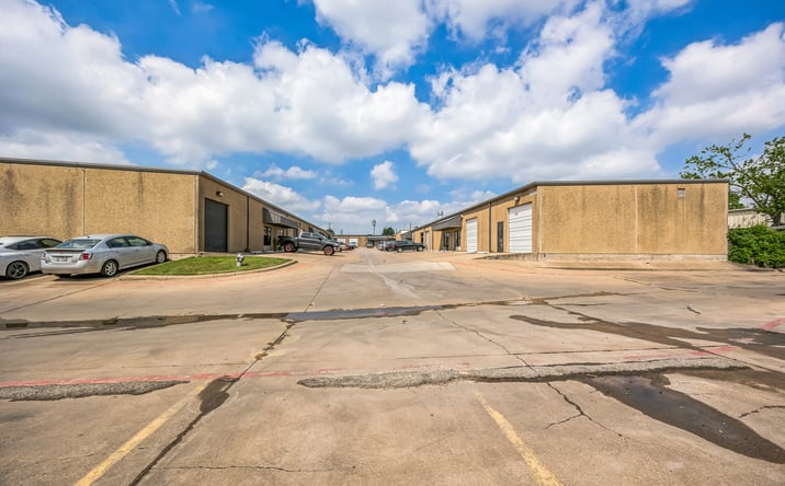 Pictures of Industrial property located at 1000 Harrison Ave, Arlington, TX 76011 for lease - image #1