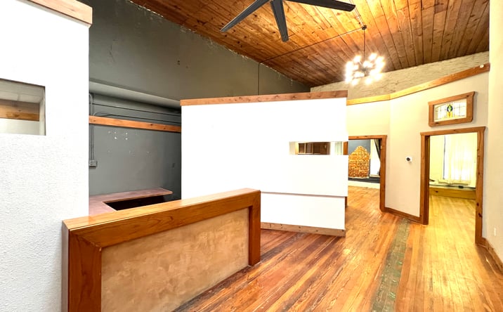 Pictures of Office, Special Purpose property located at 105 S Travis St, Sherman, TX 75090 for lease - image #1
