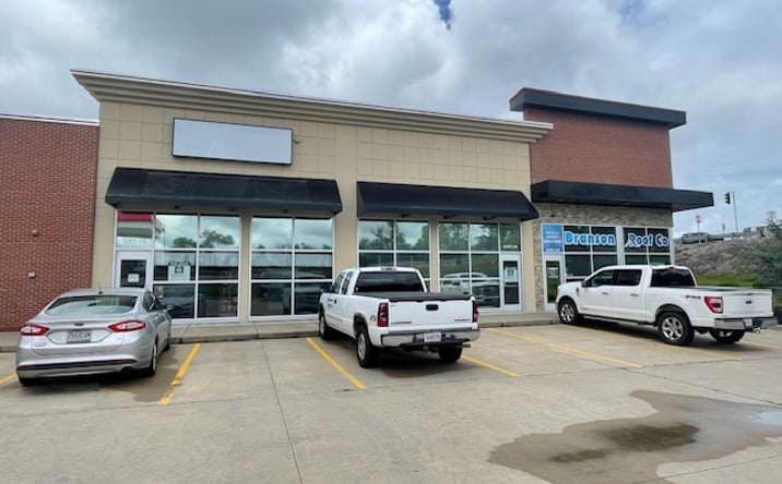 Pictures of Retail, Office, Special Purpose property located at 695 Branson Landing Blvd, Branson, MO 65616 for lease - image #1
