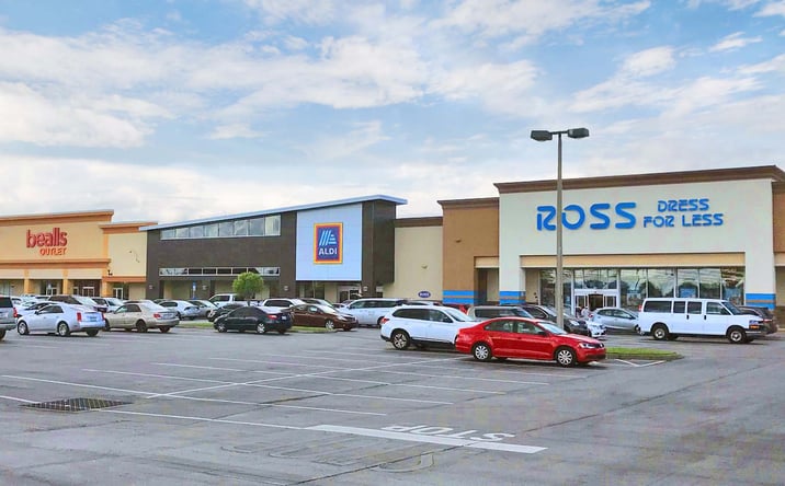 Pictures of Retail property located at 103 Florida 436, Fern Park, FL 32730 for lease - image #1