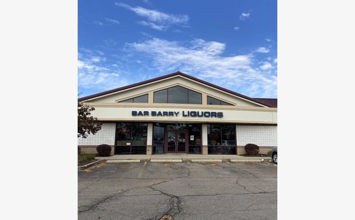 Pictures of Retail property located at 2108 IFCU Way, Lafayette, IN 47909 for lease - image #1