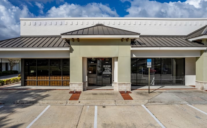 Pictures of Retail property located at 5535 Roosevelt Blvd, Clearwater, FL 33760 for lease - image #1