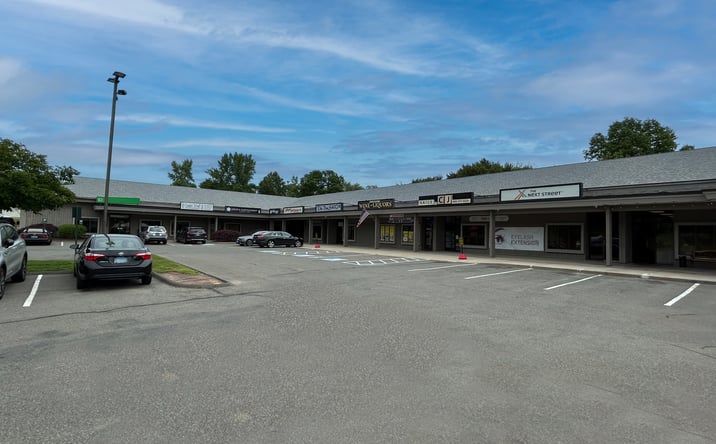 Pictures of Retail property located at 632 Cromwell Ave, Rocky Hill, CT 06067 for lease - image #1