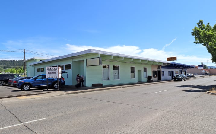 Pictures of Retail property located at 104 S Goshen-Divide Hwy, Cottage Grove, OR 97424 for lease - image #1