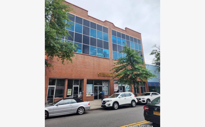 Pictures of Office property located at 34-27 Steinway St, Queens, NY 11101 for lease - image #1