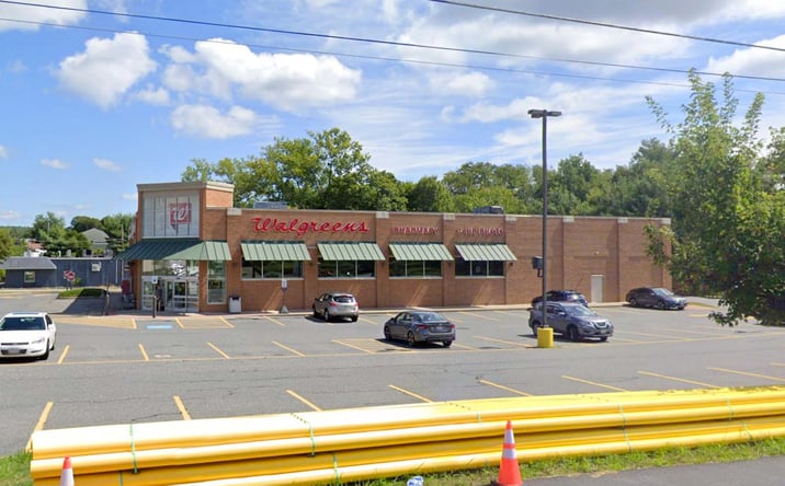 Pictures of Retail property located at 100 E Main St, Webster, MA 01570 for lease - image #1