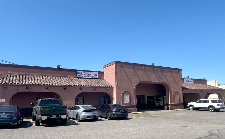 Pictures of Retail, Office, Industrial property located at 3545-3599 Portland Rd NE, Salem, OR 97301 for lease - image #1