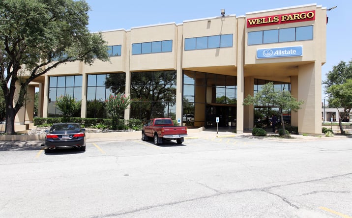 Pictures of Office property located at 9800 N Lamar Blvd, Austin, TX 78753 for lease - image #1