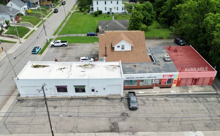 Pictures of Retail, Office, Restaurant property located at 7020 Plainfield Rd, Silverton, OH 45236 for lease - image #1