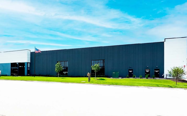 Pictures of Industrial property located at 864 N Addison Avenue, Elmhurst, IL 60126 for lease - image #1