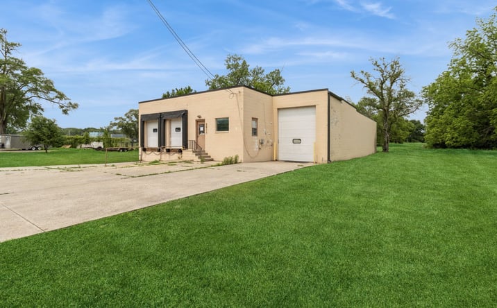 Pictures of Industrial property located at 2611 Sunset Rd, Des Moines, IA 50321 for lease - image #1