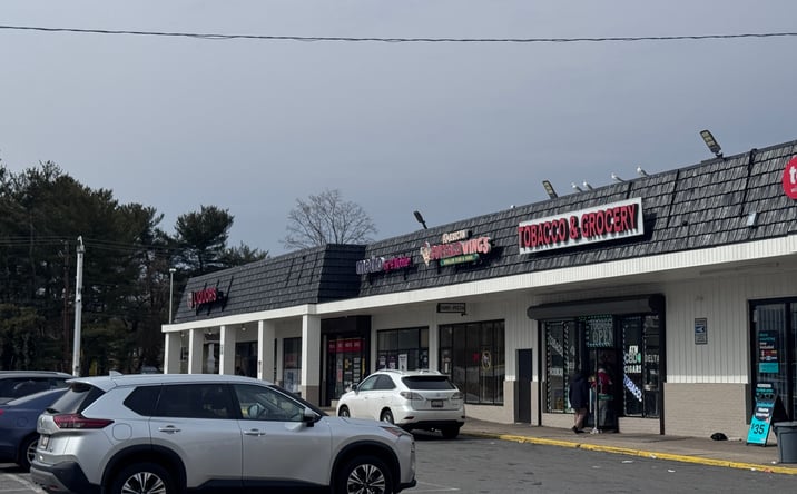 Pictures of Retail property located at 5330 Frankford Ave, Baltimore, MD 21206 for lease - image #1