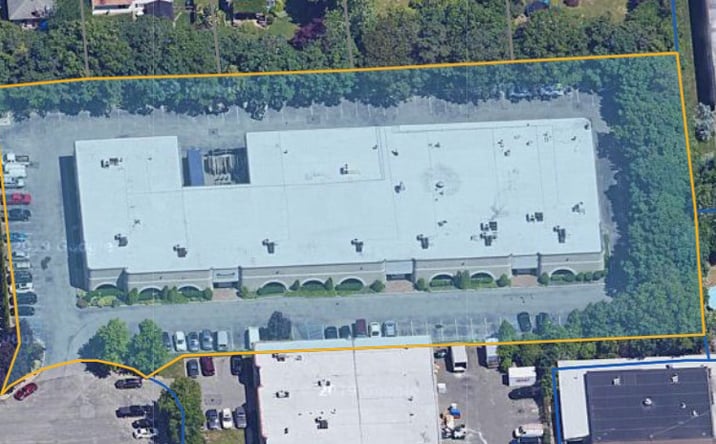 Pictures of Industrial property located at 331 Dante Ct, Holbrook, NY  11741, Holbrook, NY 11741 for lease - image #1