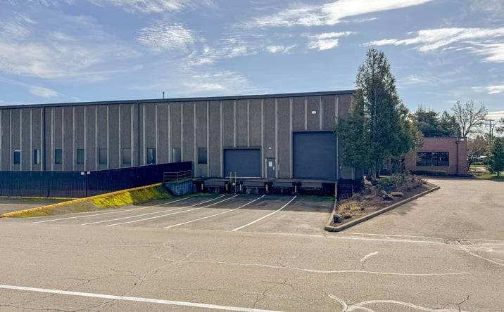 Pictures of Retail, Industrial property located at 14344 SW 72nd Ave, Tigard, OR 97224 for lease - image #1