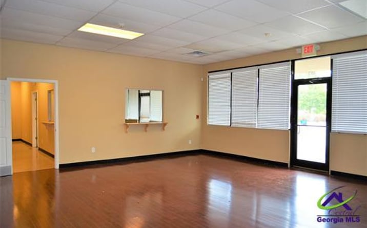 Pictures of Office property located at 212 Georgia 49, Byron, GA 31008 for lease - image #1